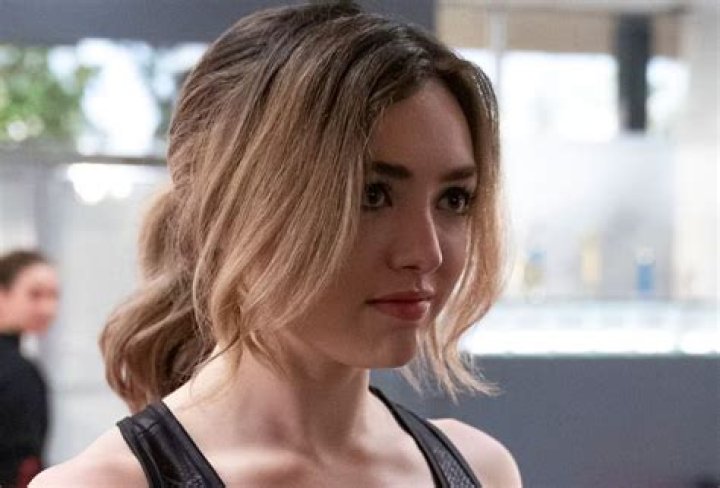 'Cobra Kai' Star Peyton List Signs on for Paramount Series