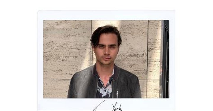 'Poldark' Star Tom York Takes On The Bustle Booth