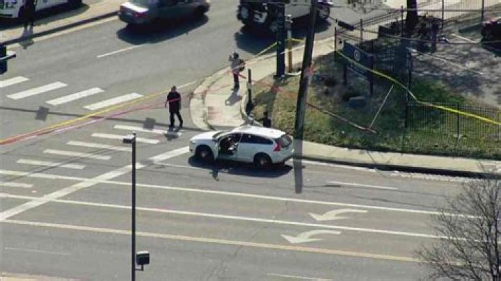 1 Dead, another Injured in ​​South Oneida Street and Leetsdale Drive Shooting Incident, Denver