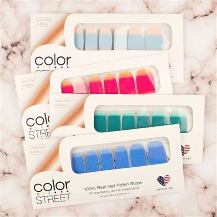 10 Best Peel-off Nail Polish Choices to Make a Style Statement