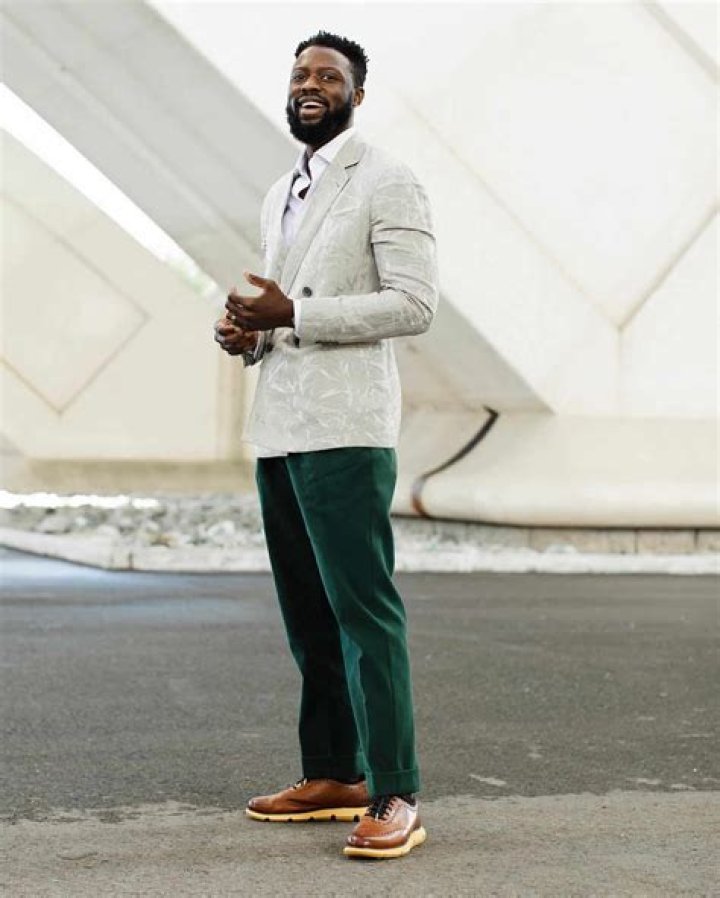 11 Best Dress Shoes That Feel Like Sneakers For Men in 2024