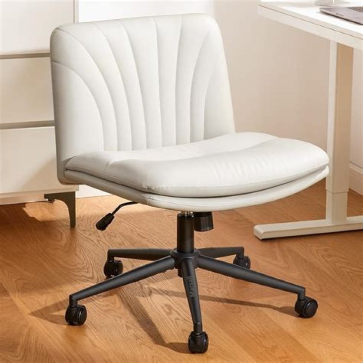 15 Best Armless Office Chairs for Comfort in Workspace