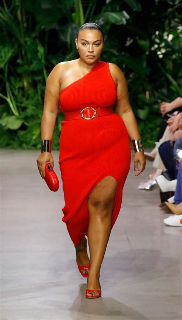 15 Stunning Plus-Size Looks From Fashion Week