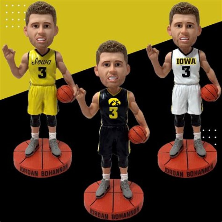 1st Jordan Bohannon Hawkeyes bobbleheads unveiled