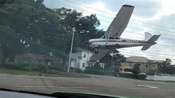 2 killed in Monmouth plane crash