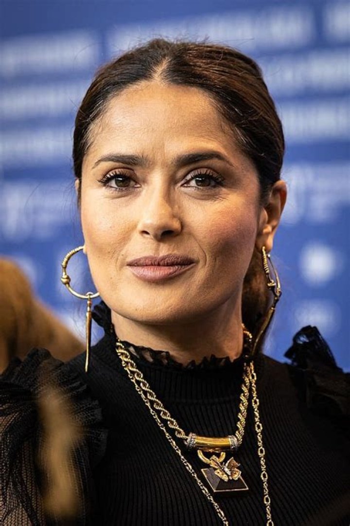 20 Famous Hispanic People who championed in life; from Shakira to Jennifer Lopez