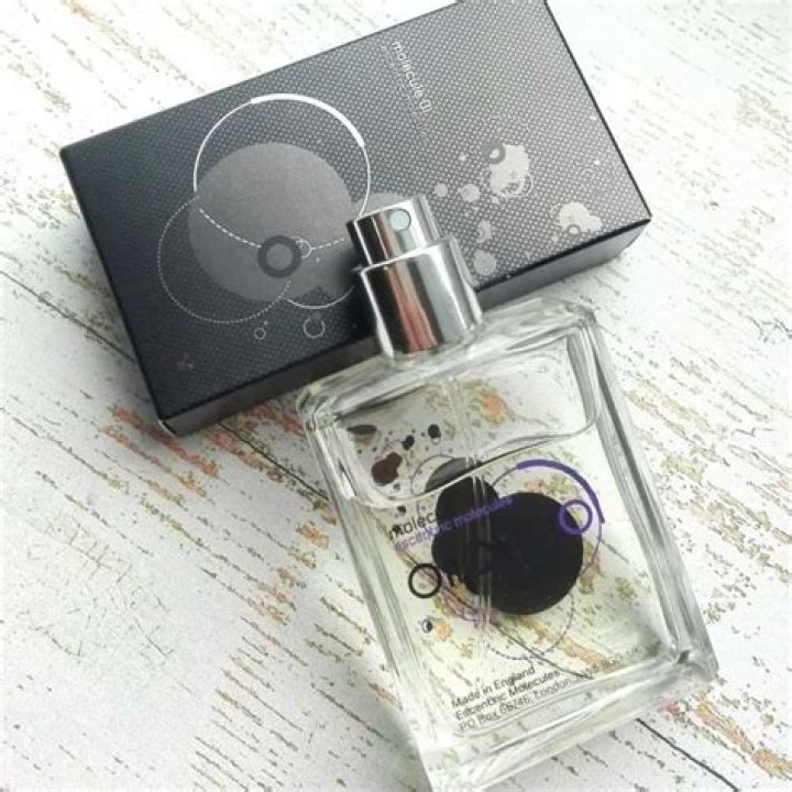 5 Best Pheromone Colognes – Are They Worth It? 2024