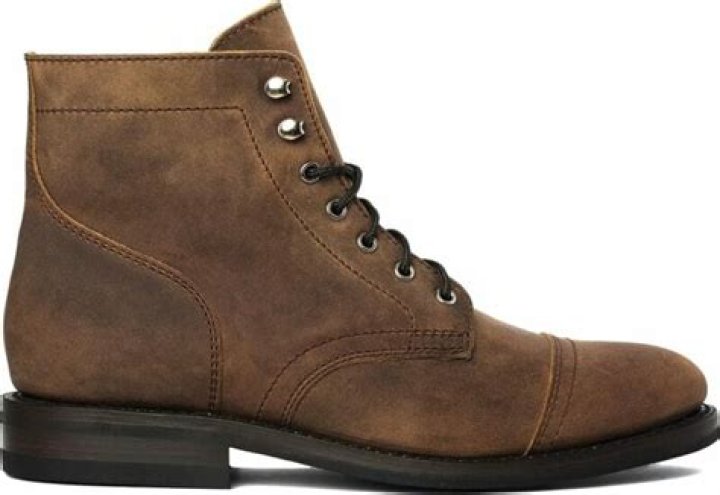 6 Best Boots for Flat Feet – Men’s Top Supporters For 2024