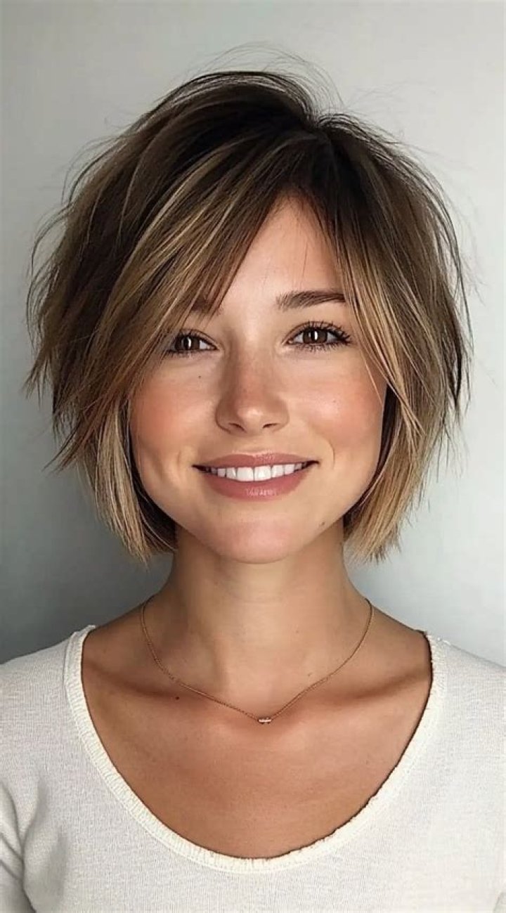 6 Shaggy Bob Hairstyles You'll Want To Save For Inspo