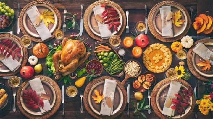 7 Healthy Thanksgiving Swaps You Need On Your Dinner Table This Year