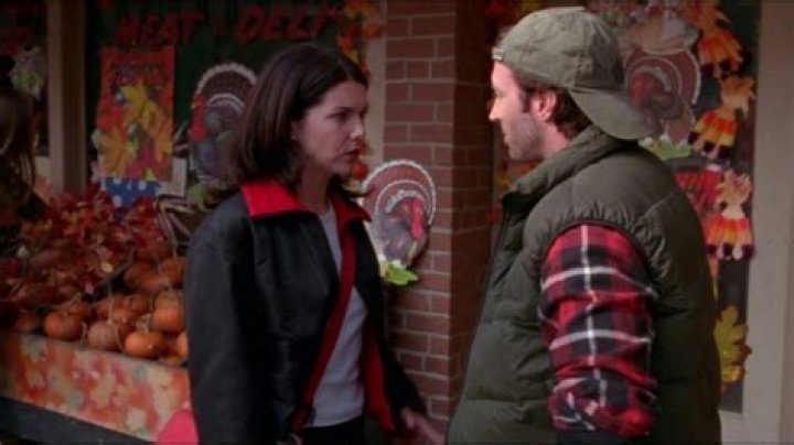 9 'Gilmore Girls' Episodes That Will Put You In The Halloween Spirit