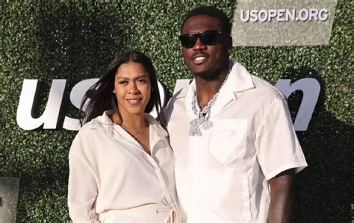 A.J. Brown Wiki 2023 - Girlfriend, Salary, Tattoo, Cars & Houses and Net Worth
