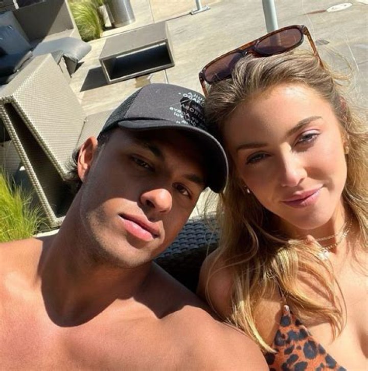 Aaron Clancy (Bachelorette) Parents, Ethnicity, Wiki, Biography, Age, Birthdy, Height, Sister,