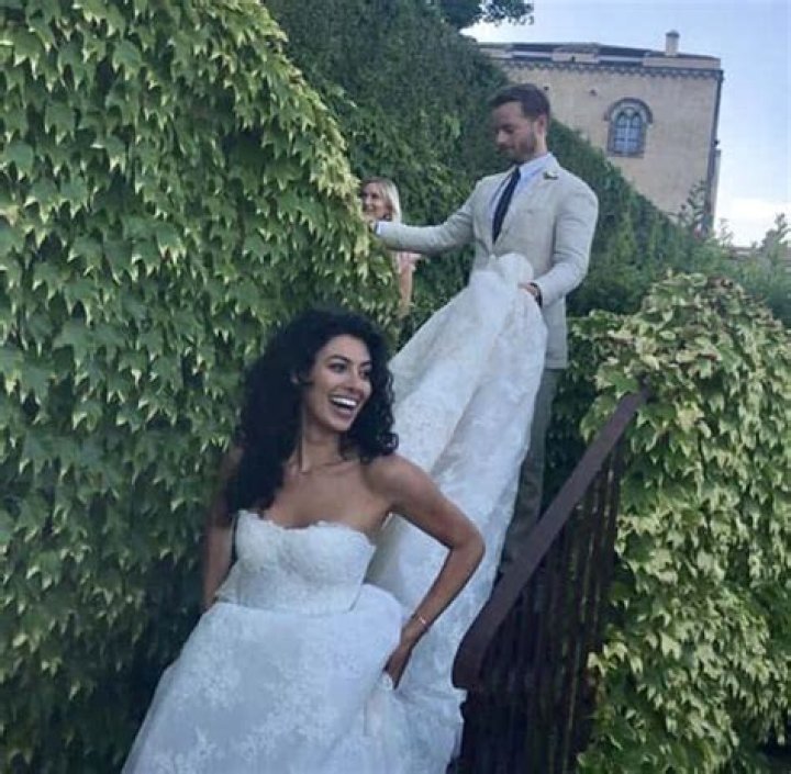 About actor scientologist Christopher Masterson: Wife, Siblings