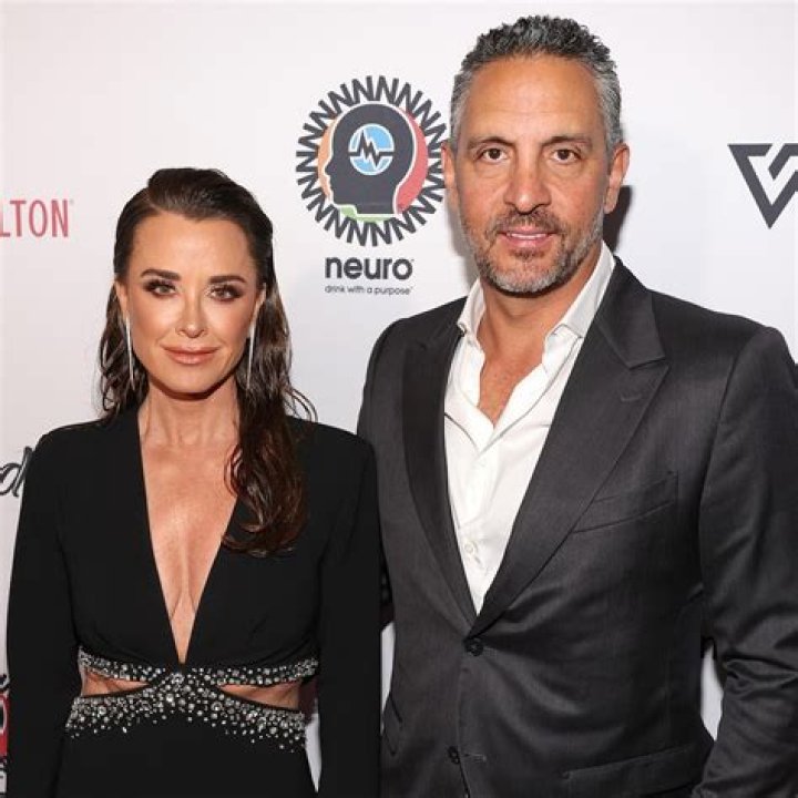 After splitting with Kyle Richards, Mauricio Umansky is spending time with designer Alexandria Wolfe