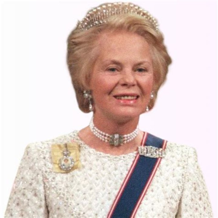Age, Height, Wife, Net Worth, Family, Children