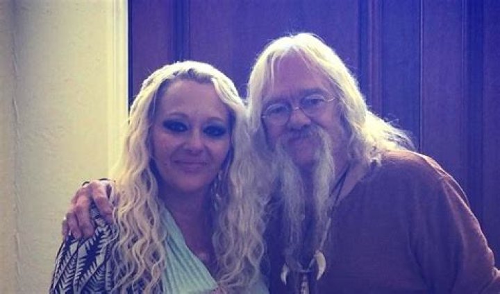 Alaskan Bush People: Billy Brown’s daughter from first marriage posts pic from ‘better time’