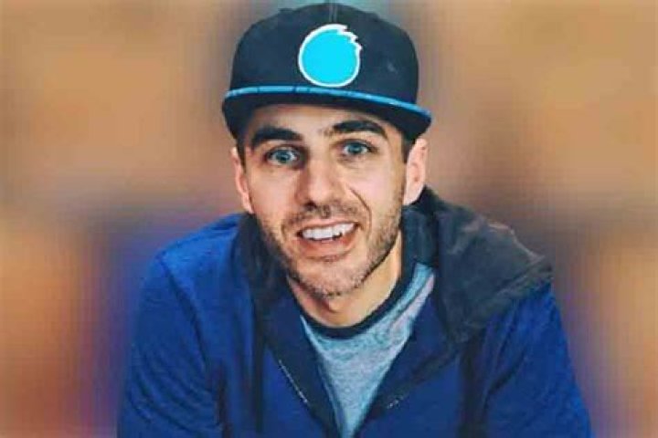 Alex Clark Wiki, Biography, Net Worth, Age, Family, Facts and More
