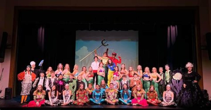 Alleman High alum loves life in theater