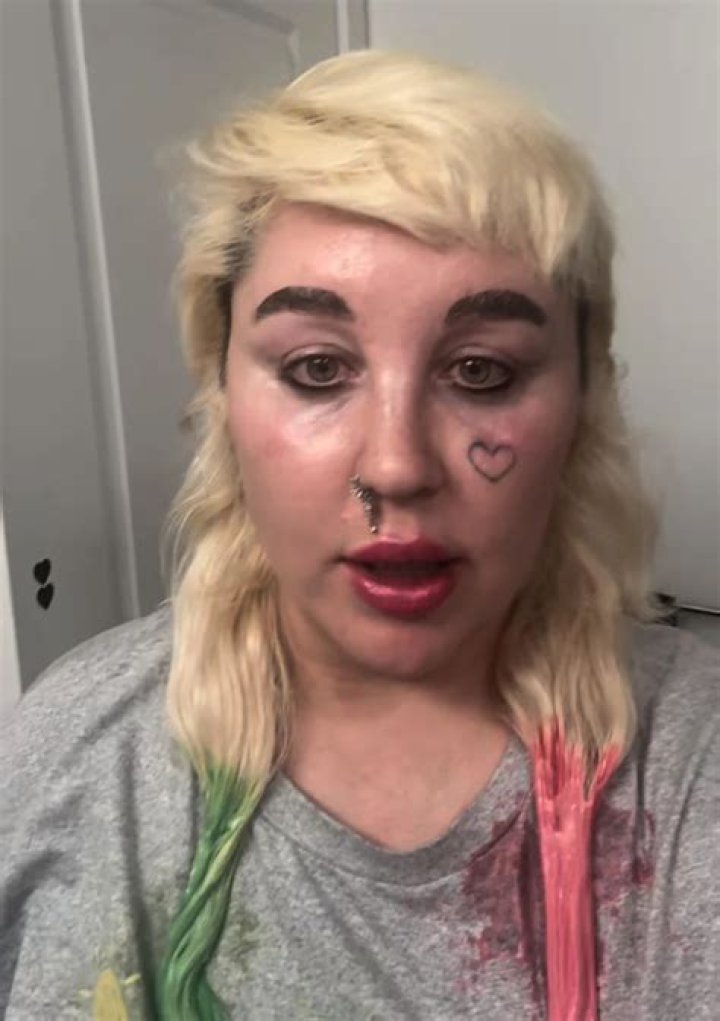 Amanda Bynes Spills the Tea on Her Dramatic New Look, Confession Shocks Fans!