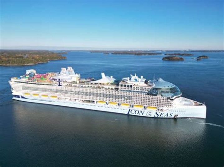 American Countess ship to dock in Muscatine