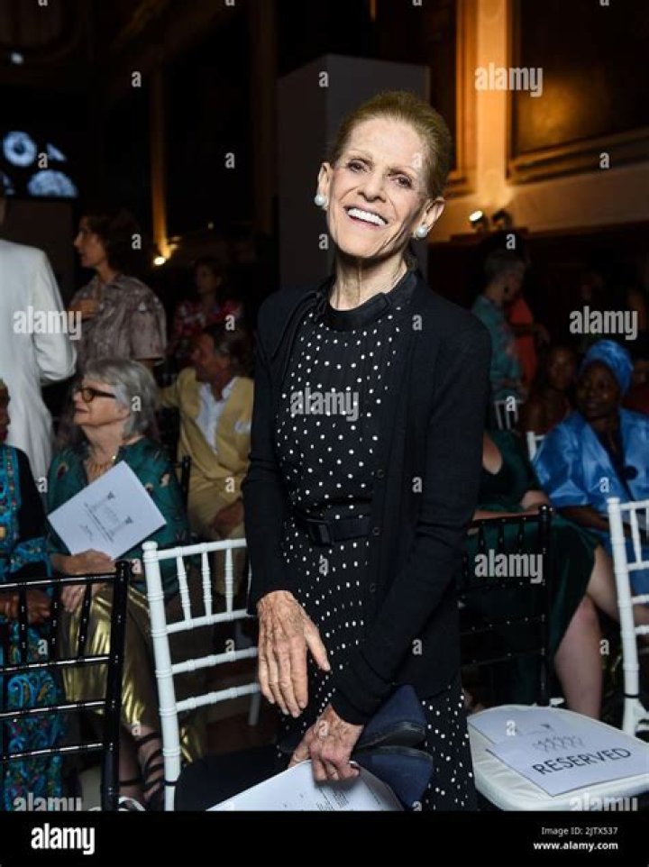 Annette De la Renta Wiki, Biography, Net Worth, Age, Family, Facts and More