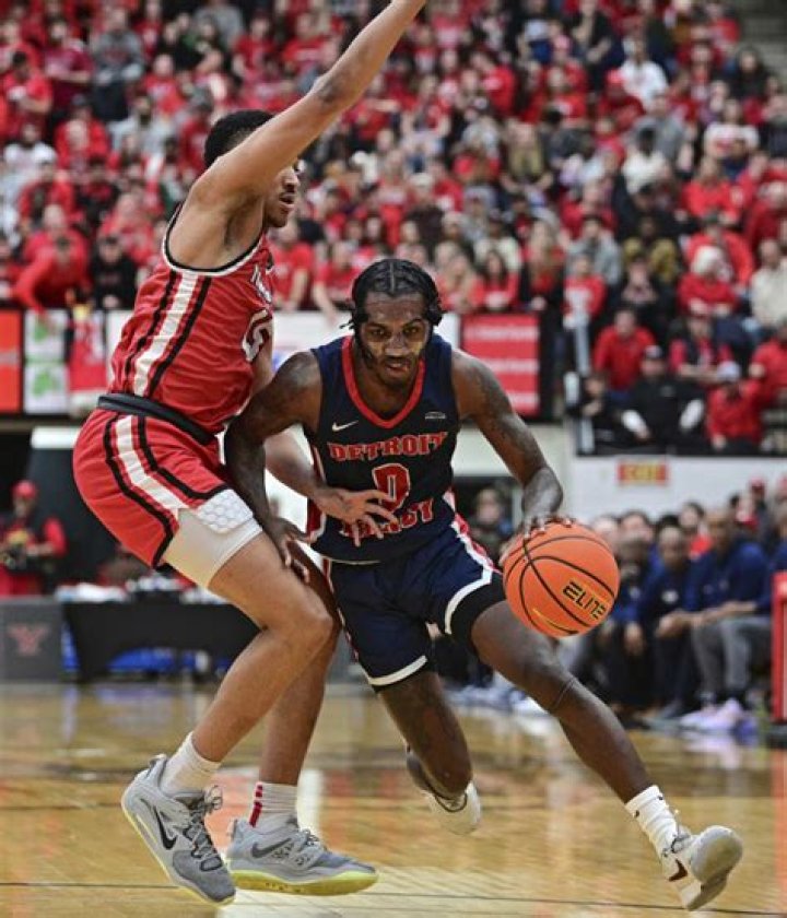 Antoine Davis ends chase for Maravich’s NCAA scoring record