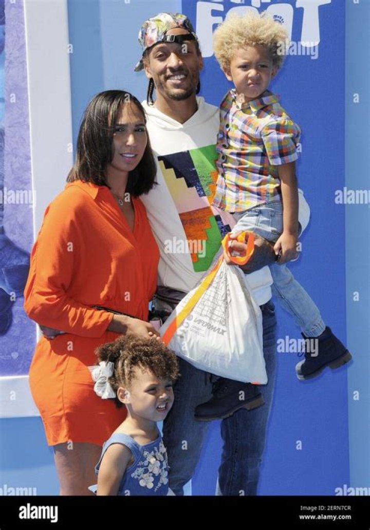 Are Michael And Malik Beasley Related? Married, Parents, Age, Net Worth