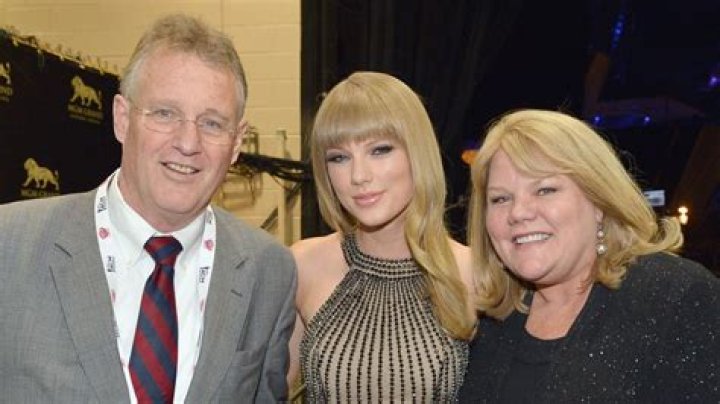 Are Taylor Swift's Parents Divorced? A Musical Odyssey Shaped By Family Trials Rallshe