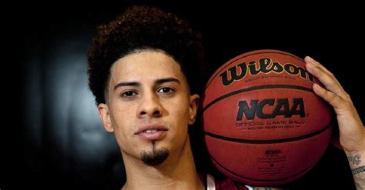 Austin McBroom Wiki, age, height, net worth, parents, ethnicity