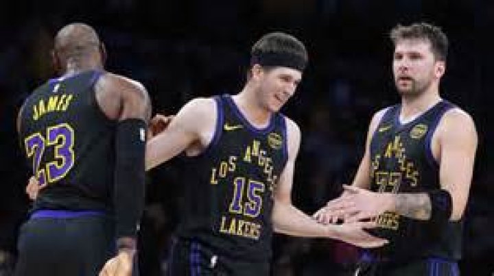 Austin Reaves' Injury and LeBron's Absence Spell Trouble for The LA Lakers in a Tough NBA Season!