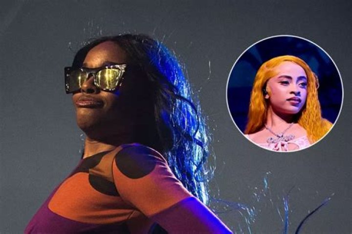 Azealia Banks Shares Nude Photos of Herself to Explain Inspiration for 'Escapades'