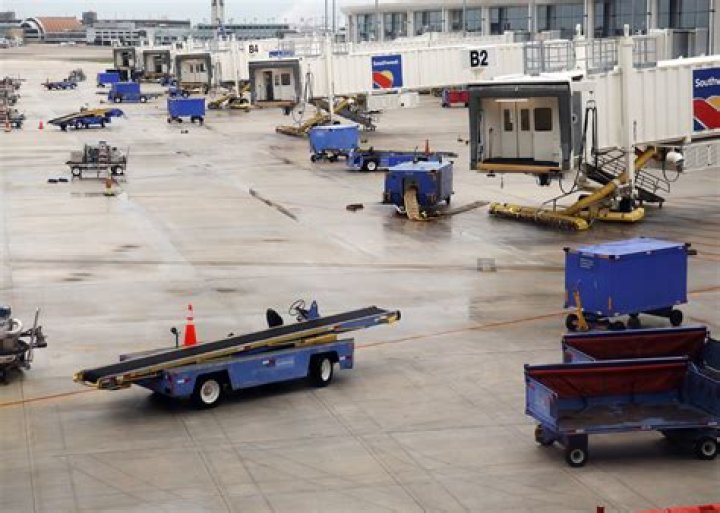 Baggage handler killed when hair caught in machinery at New Orleans airport