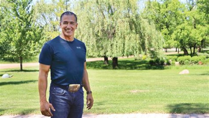 Bahram Akradi Net Worth (2024)