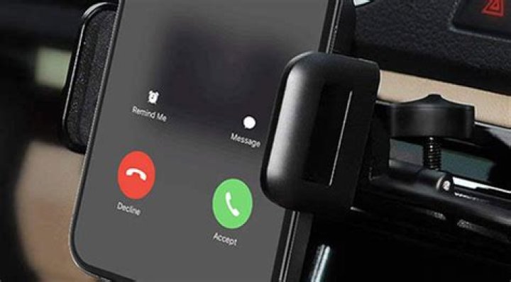 Best Car Phone Mounts - AskMen