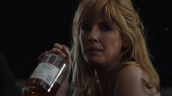 Beth's Yellowstone Bottle Trick Is Far From Reality