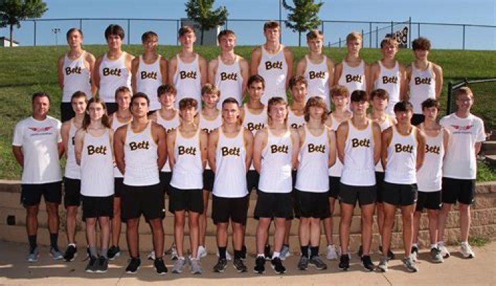 Bettendorf Boys top Central 57-46