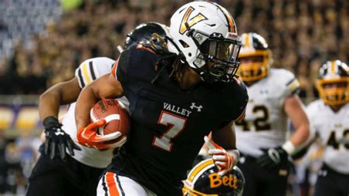 Bettendorf football using last year’s loss to P.V. as motivation