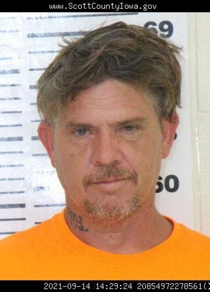 Bettendorf suspect in brother’s death: ‘I’m innocent of this’ he tells a judge Wednesday