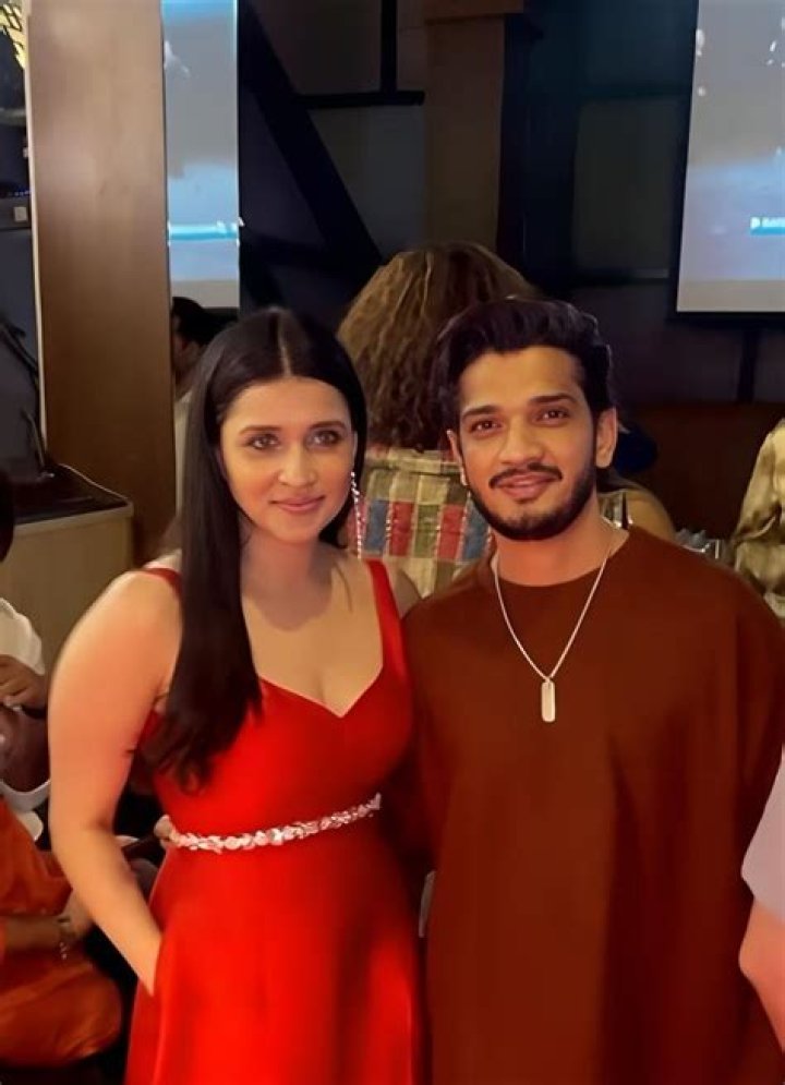 Bigg Boss 17 fame Mannara Chopra celebrates first dinner with her 'real' family; pens long gratitude note