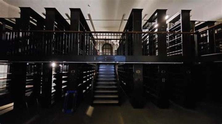 Book it down to ‘The Stacks’ premiere in Moline