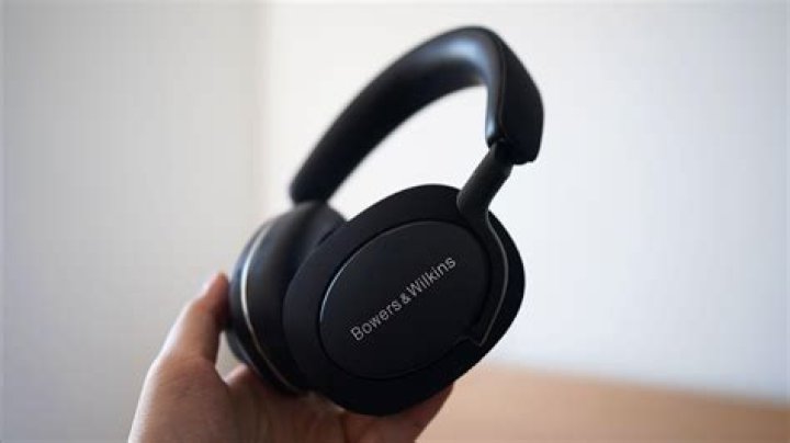 Bowers & Wilkins PX7 S2 review
