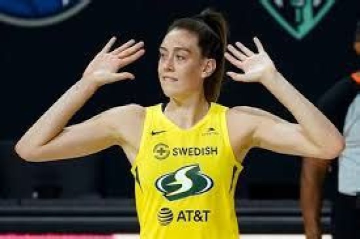 Breanna Stewart Net Worth 2024