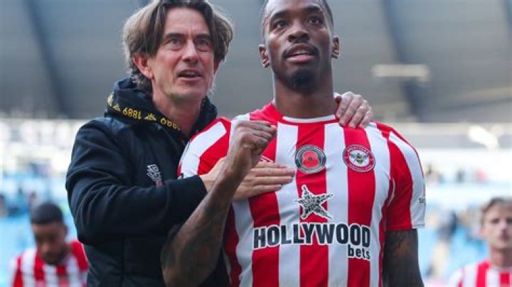 Brentford set shockingly low Ivan Toney asking price with Chelsea and Arsenal set for striker transfer tussle