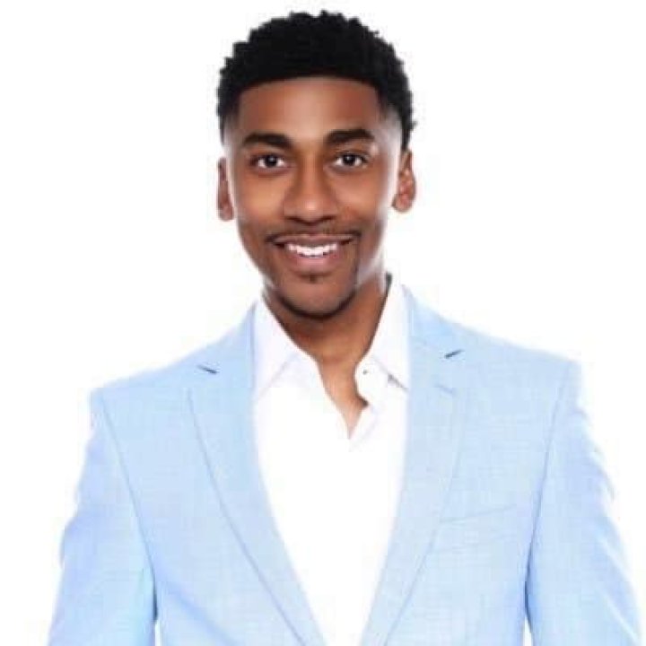 Brooks Baptiste (Reporter) Bio, Age, Wife, Wikipedia, Height, Salary
