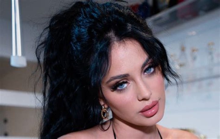 Camilla Aroujo OnlyFans Leak: A Deep Dive Into The Controversy