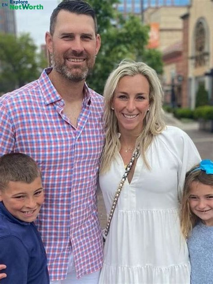 Chad Henne Net Worth 2023, Career Earnings, Sponsorships, Cars, Houses, Properties, Charities, Etc.