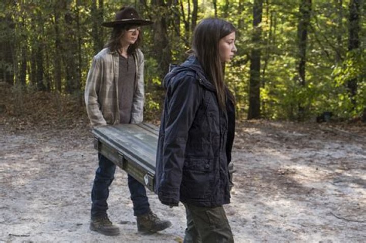 Chandler Riggs & Katelyn Nacon Help 'The Walking Dead' Fans Get Engaged