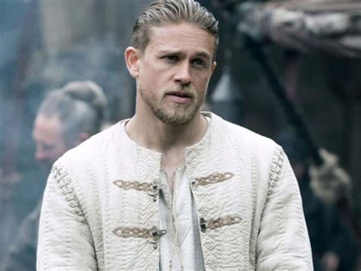 Charlie Hunnam Biography