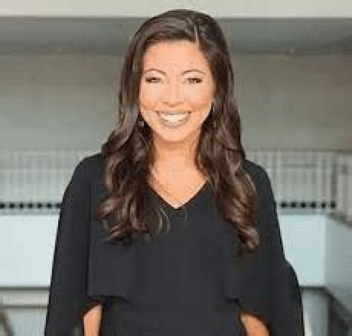 Chelsey Sayasane (Studio 10) Bio, Wiki, Age, Husband, Wedding, FOX 10, Salary, Net Worth